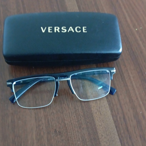 Versace glasses - Picture 1 of 2